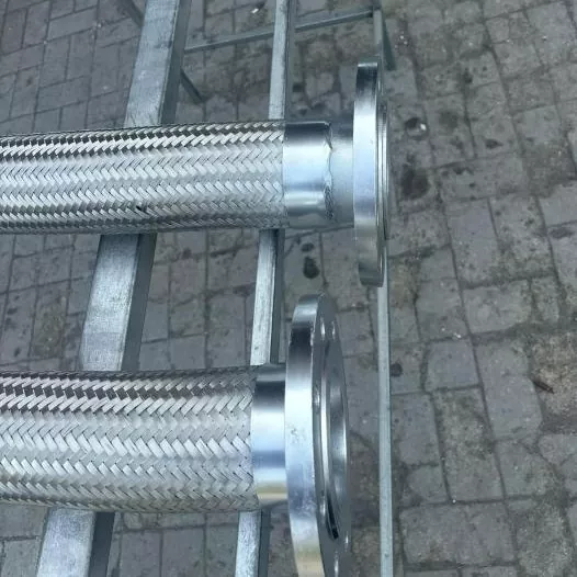 Manguera de metal flexible corrugado