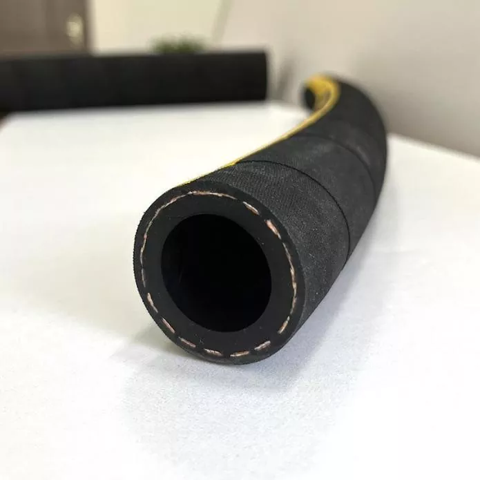 Manguera reforzada con tela resistente