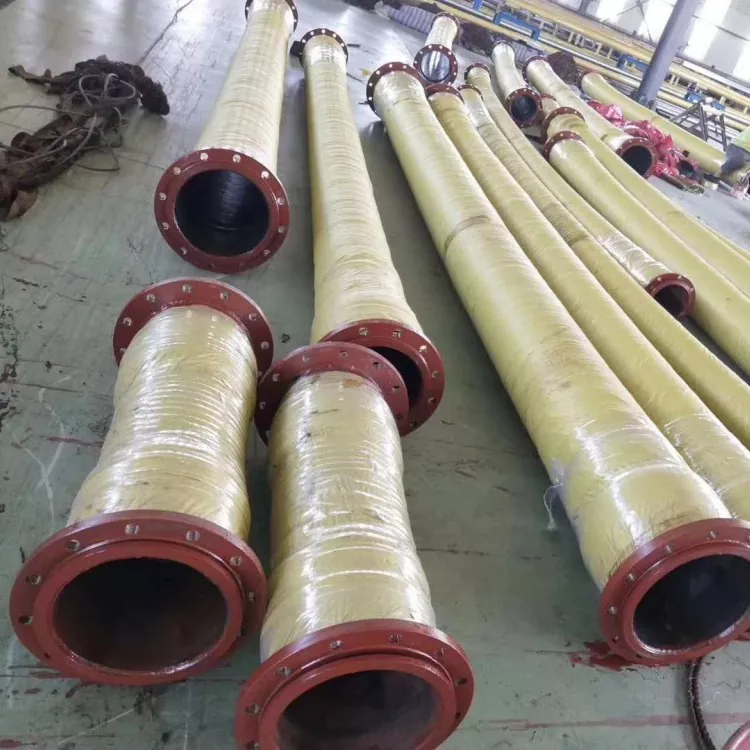 Manguera de caucho con bridas de gran diámetro y servicio pesado